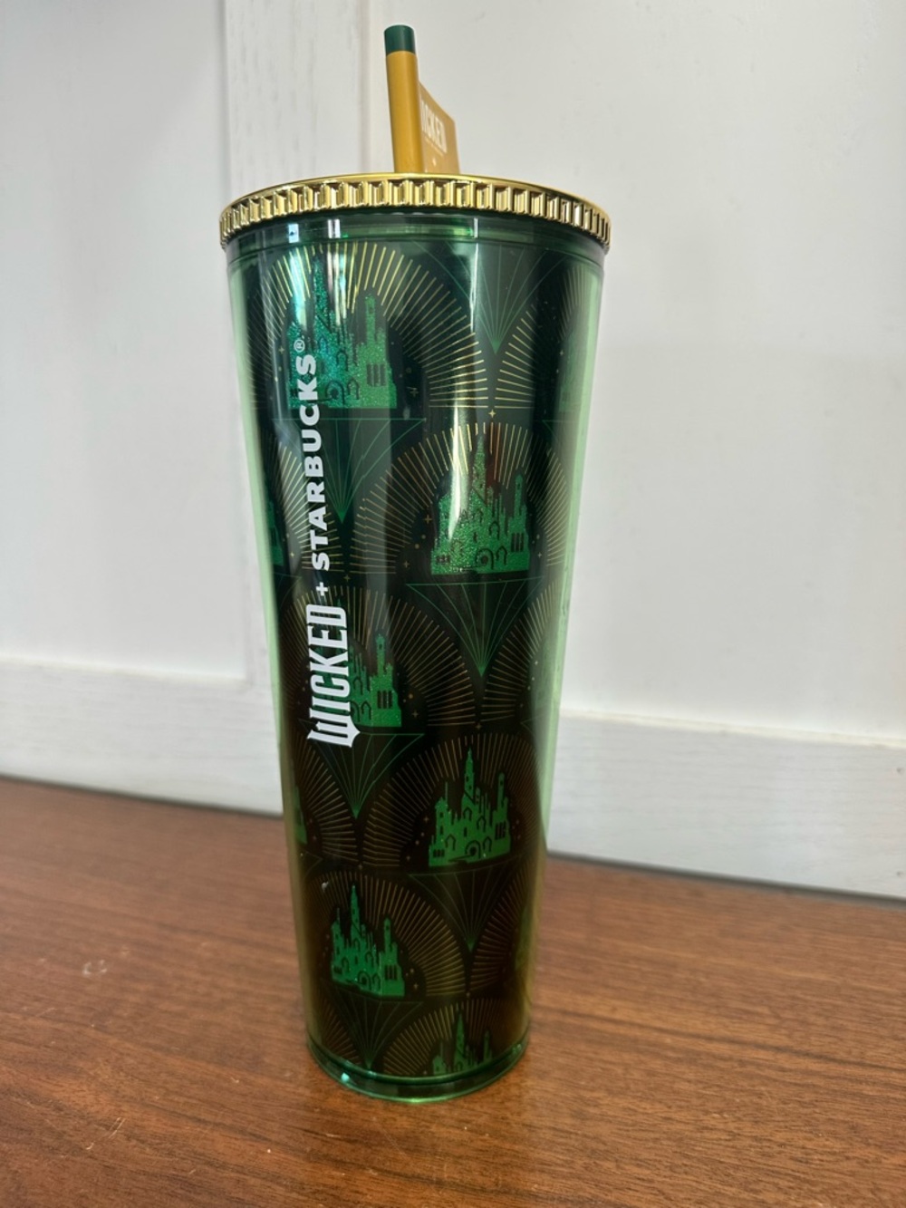 NWT 24 Oz Starbucks Wicked Emerald City Collaboration Metallic Green Tumbler